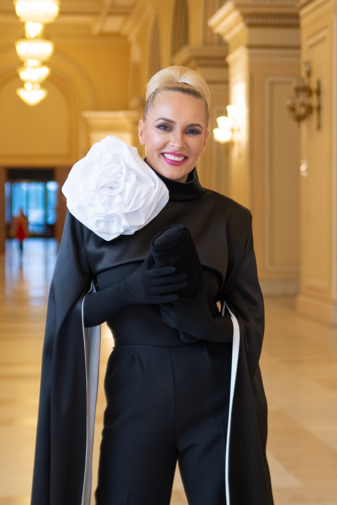 Outfit Persian Lily - Cera Mihailescu👍