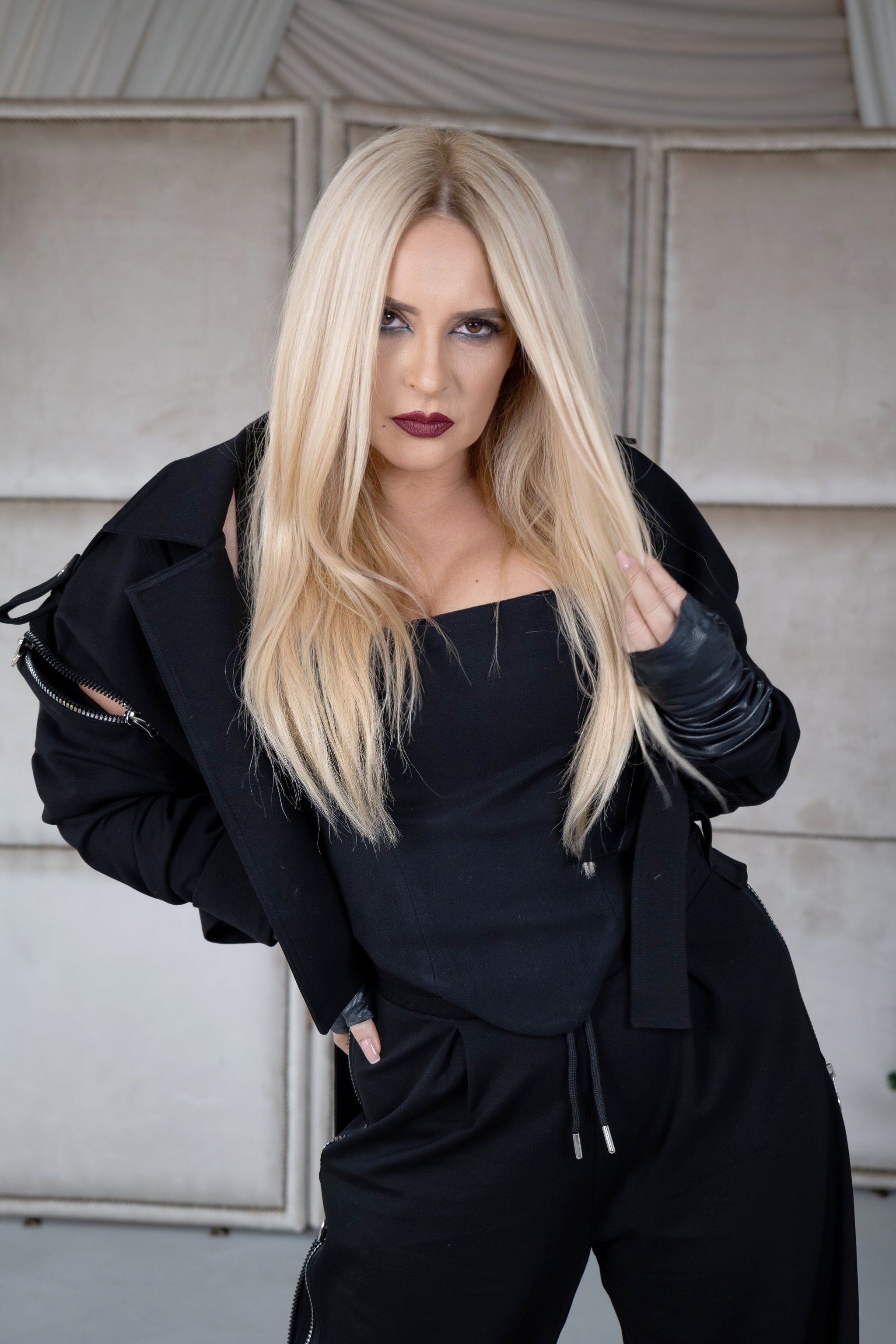 Outfit Dark - Cera Mihăilescu👍