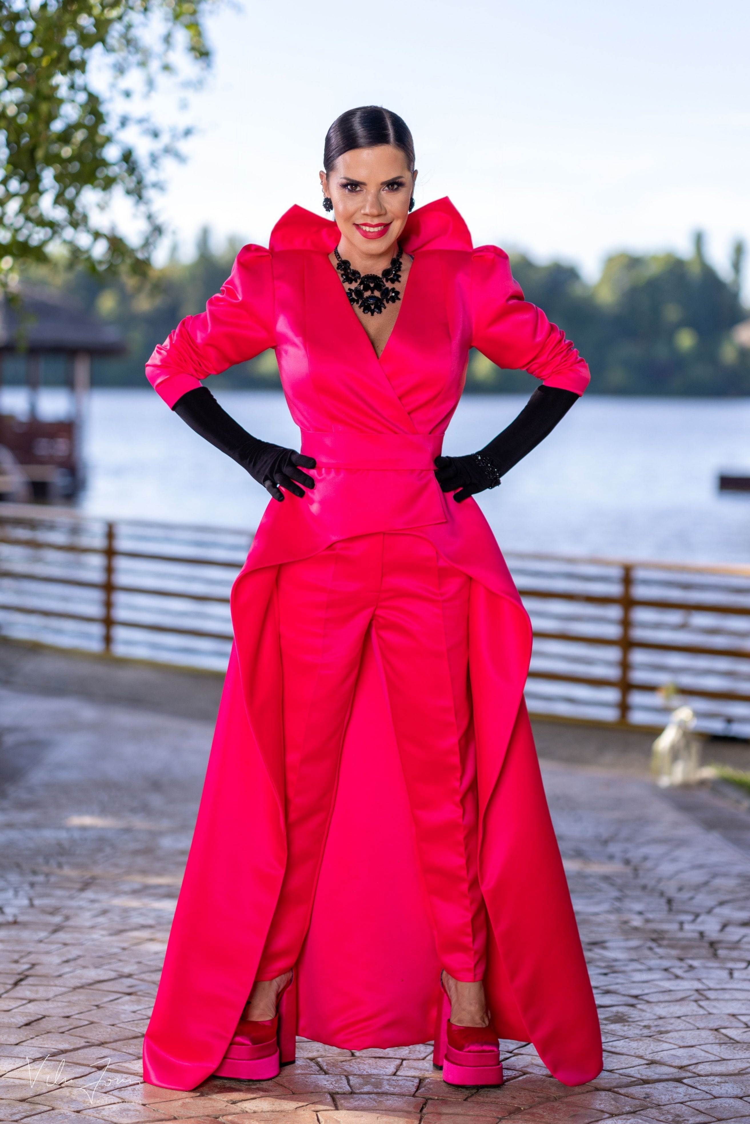 Outfit Pink Lotus - Luminița Anghel👍