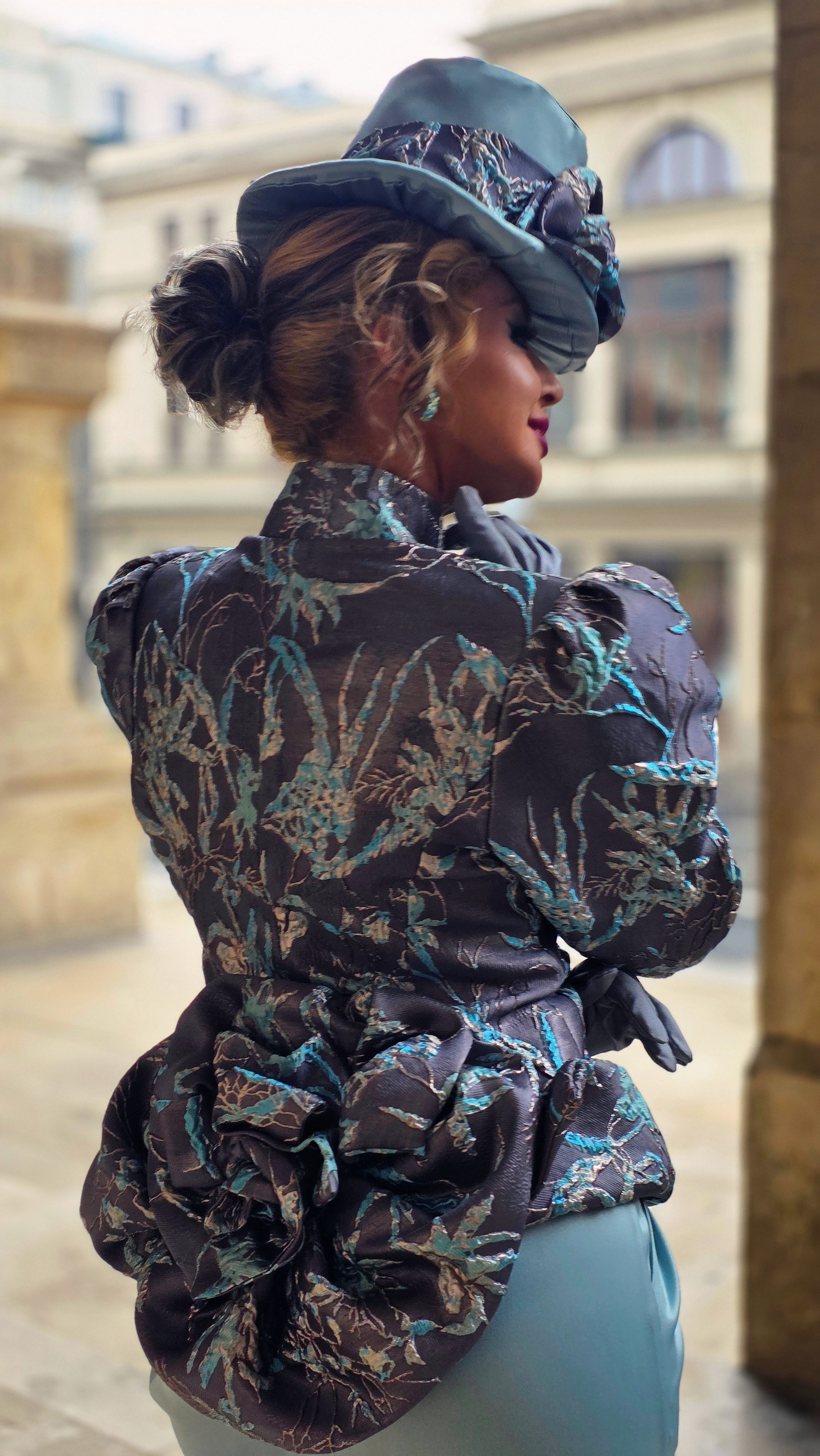 Outfit Brocard Antracit -Alexandra Velniciuc 👍🏼