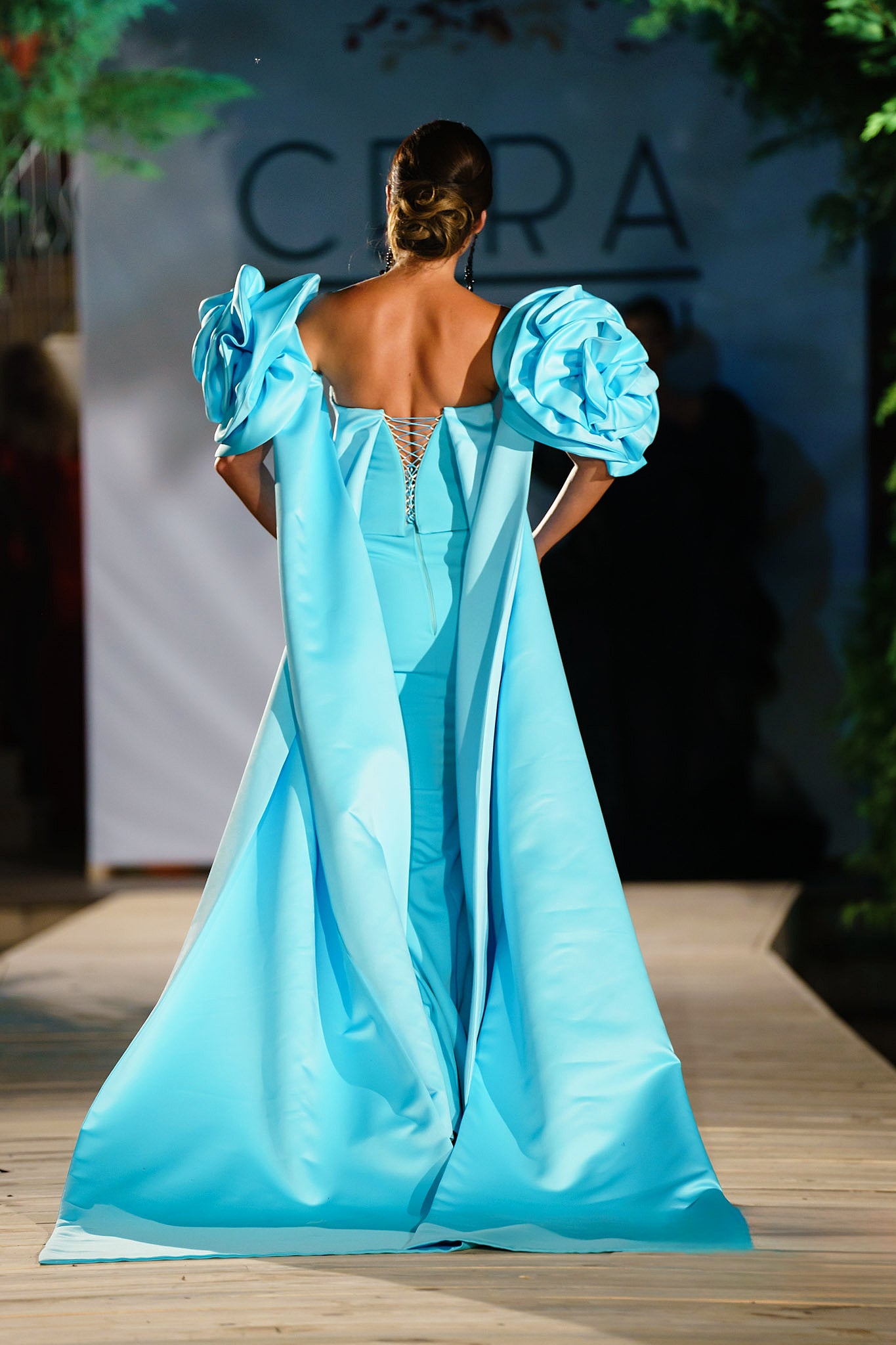 Outfit Bluebell - Olivia Păunescu👍