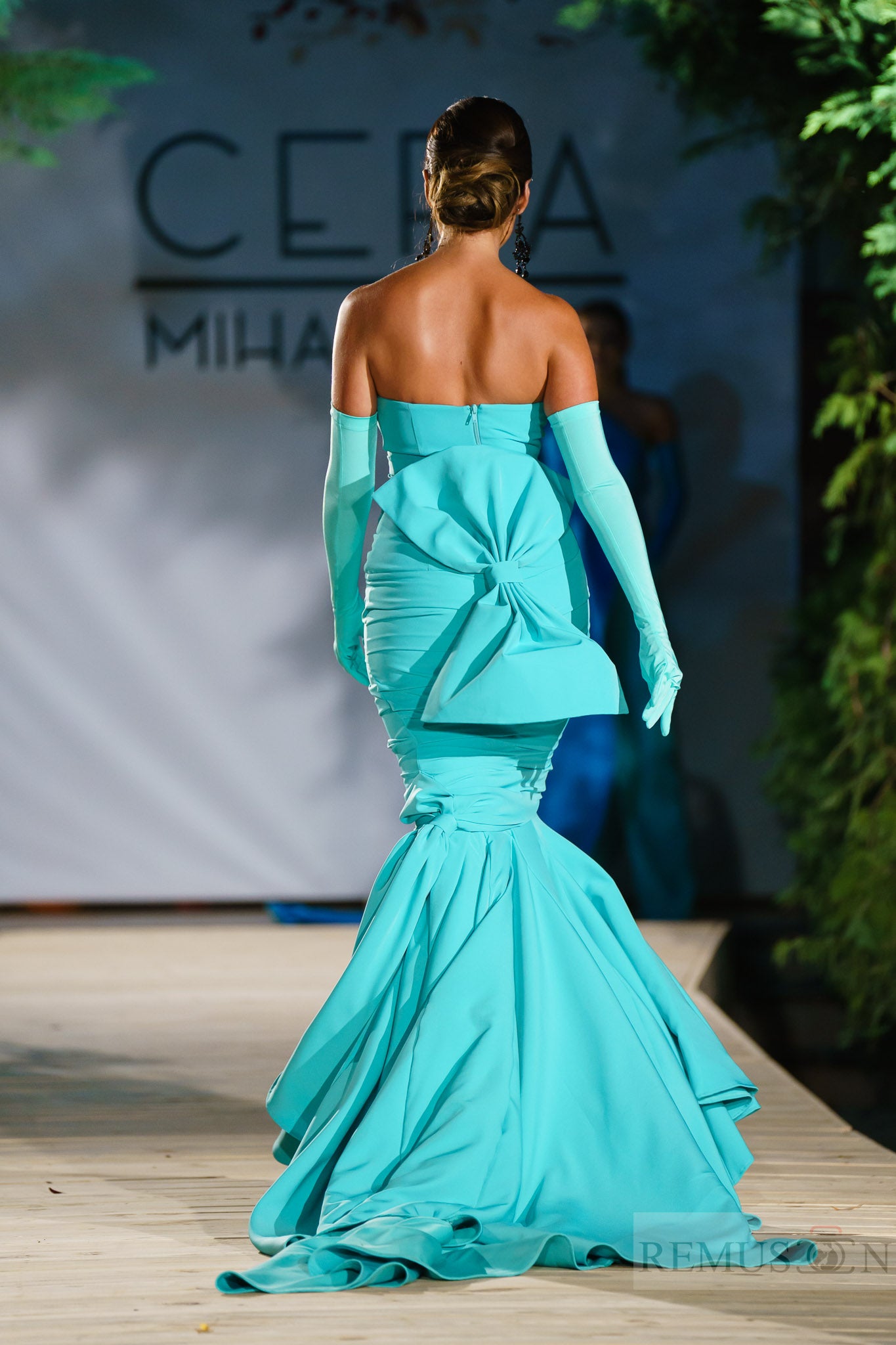 Outfit Gentian - Olivia Paunescu👍